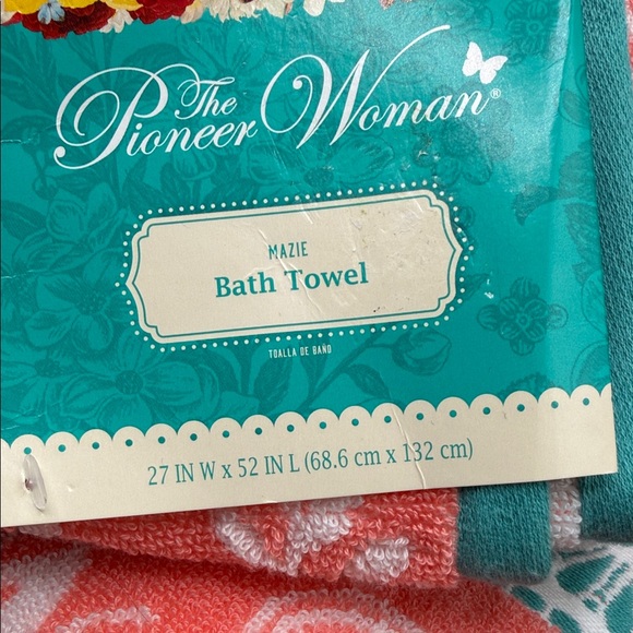 The Pioneer Woman Coral and Teal Floral Border Bath Towels qty 2 - Picture 3 of 3